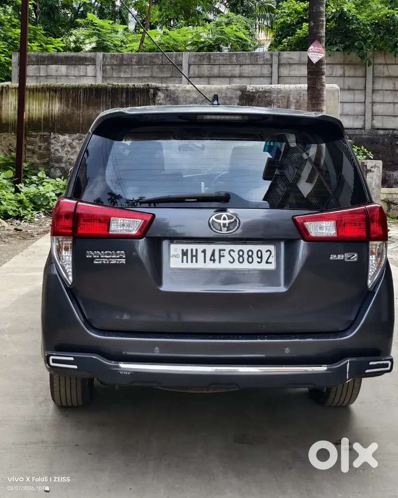 Toyota Innova Crysta 2016 Automatic 2.8 Z