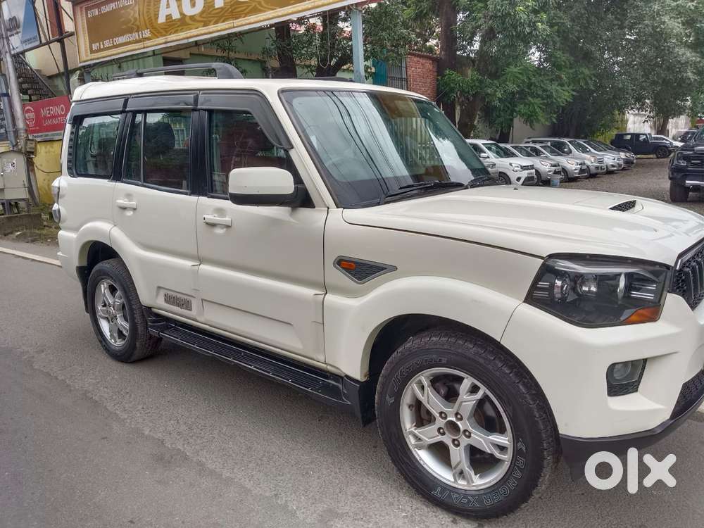 Mahindra Scorpio S10, 2014, Diesel