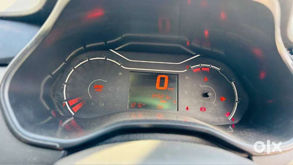 Renault Triber Rxt, 2020, Petrol