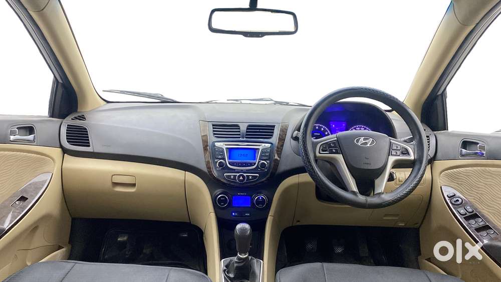 Hyundai Verna Fluidic 1.6 Vtvt Sx, 2013, Petrol
