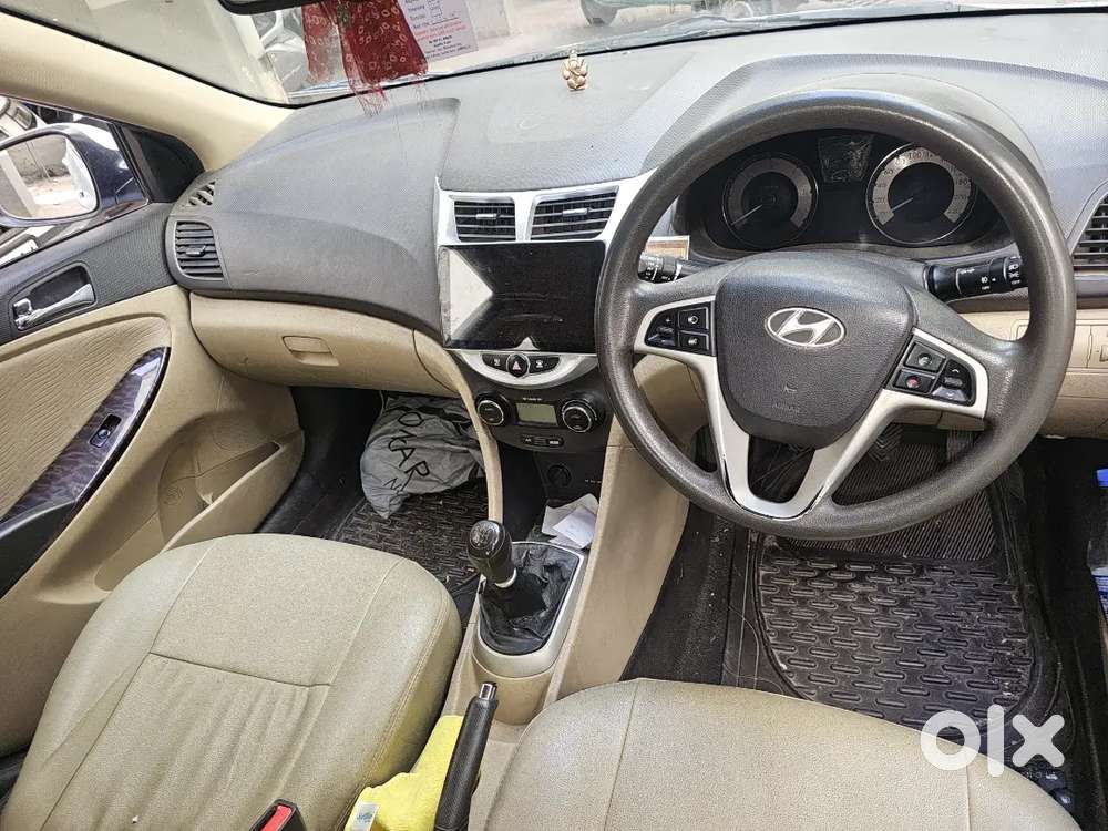 Hyundai Verna Crdi 2011 Model