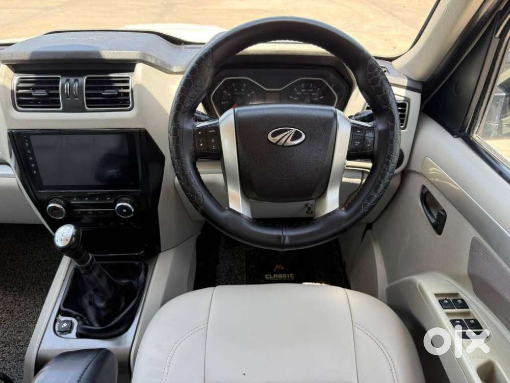 Mahindra Scorpio S10, 2015, Diesel