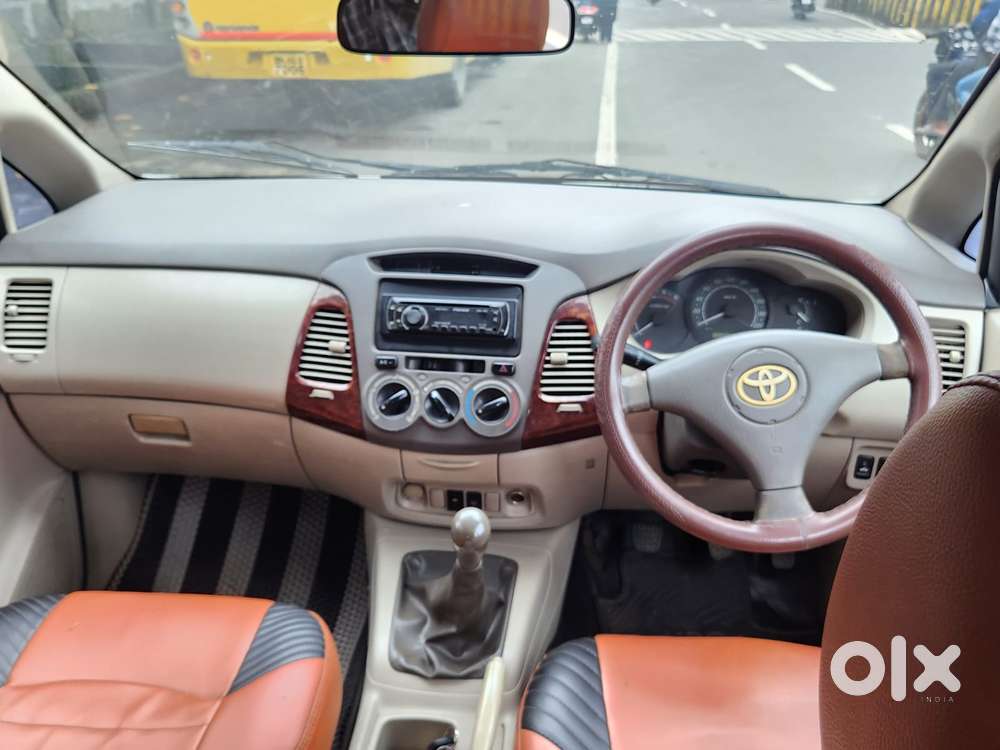 Toyota Innova 2.5 G (diesel) 8 Seater, 2010, Diesel