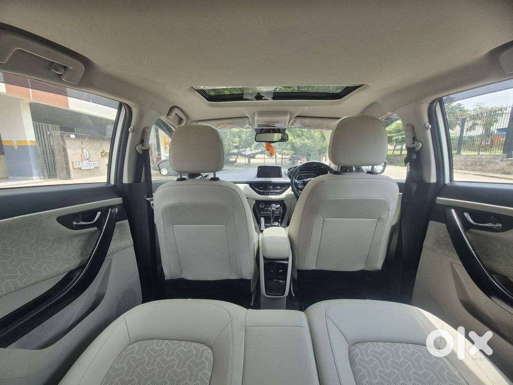 Tata Nexon 1.2 Revotron Xza Plus (l), 2023, Petrol