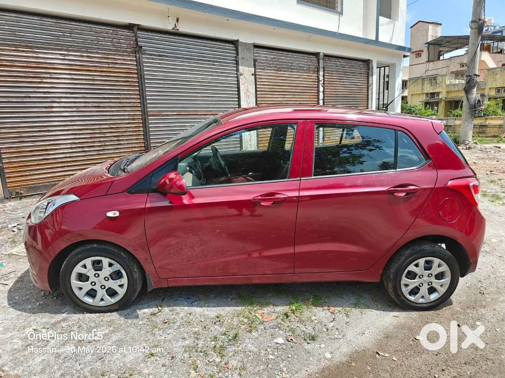  Hyundai Grand I10 Magna  2015  Petrol  Single Owner