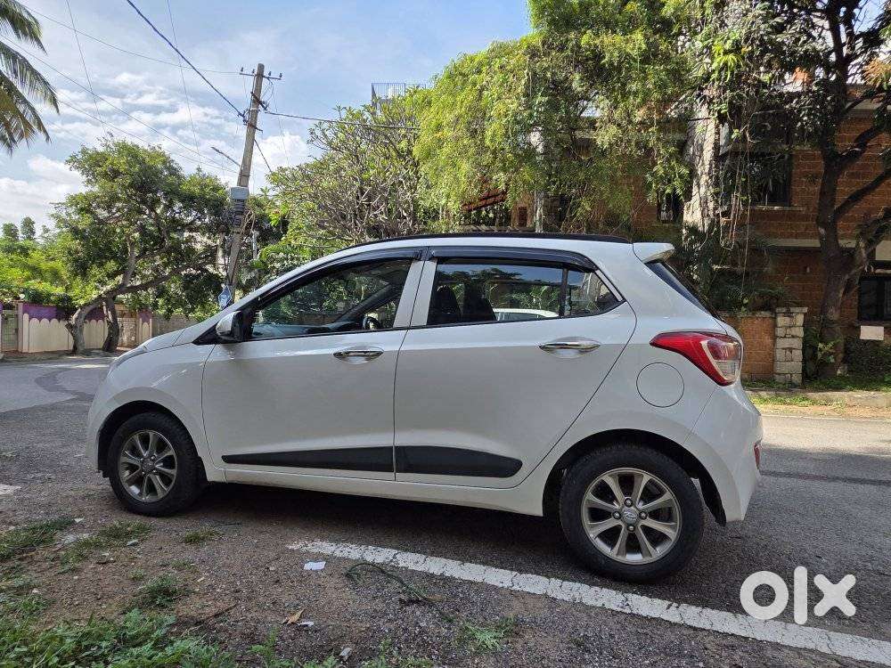 Hyundai Grand I10 2016-2017 Asta Option At, 2017, Petrol