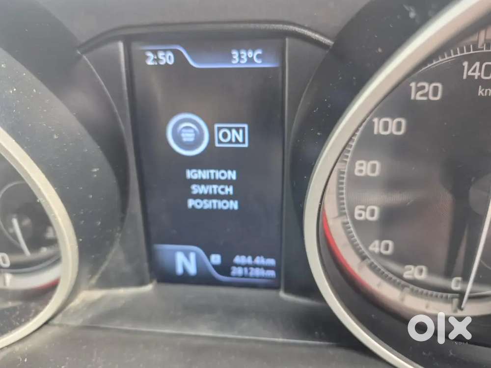 Maruti Suzuki Amt Swift Zxi Plus 2022 Dual Tone