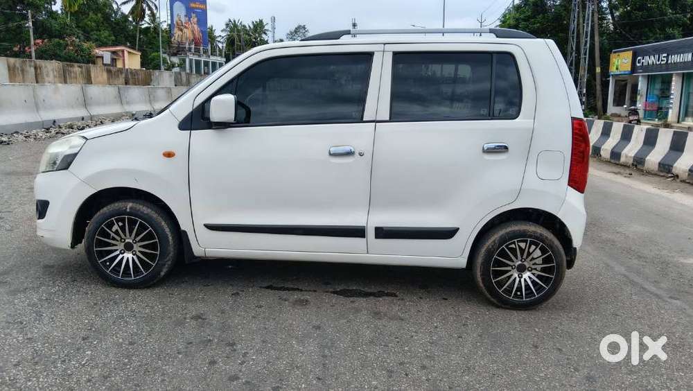 Maruti Suzuki Wagon R Amt Vxi, 2018, Petrol