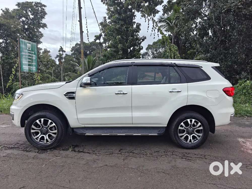 Ford Endeavour 3.2 2019