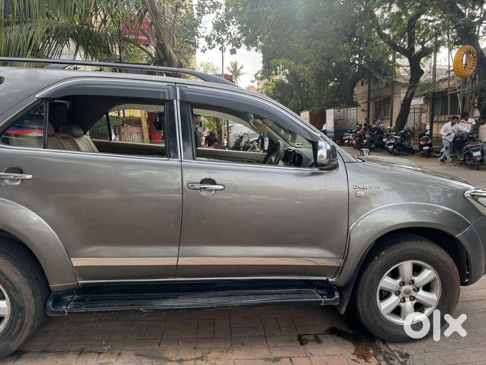 Toyota Fortuner 2010 Diesel With Vip No.