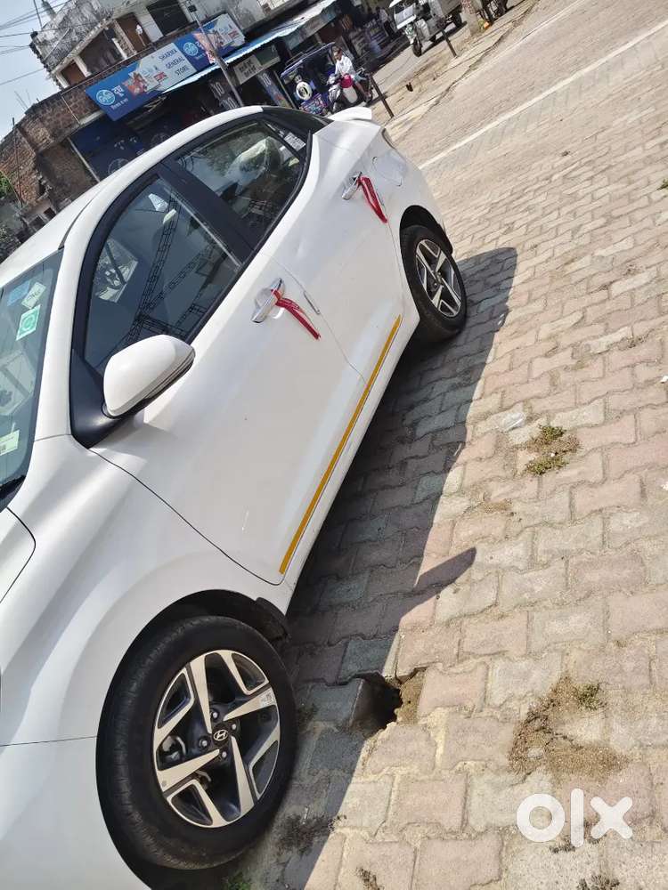 Hyundai Aura 1.2 Sx 2025 Cng