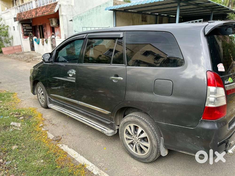 Toyota Innova 2015 Diesel Well Maintained