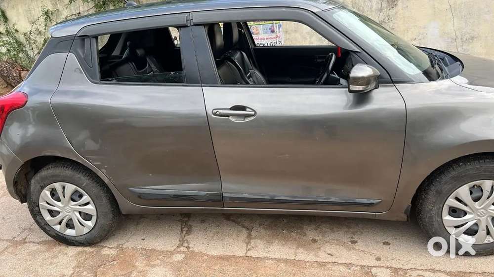 Maruti Suzuki Swift Vxi 2021