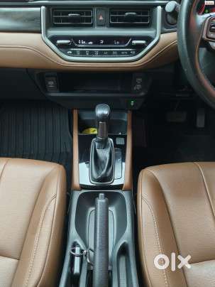 Honda Elevate Zx Cvt, 2023, Petrol