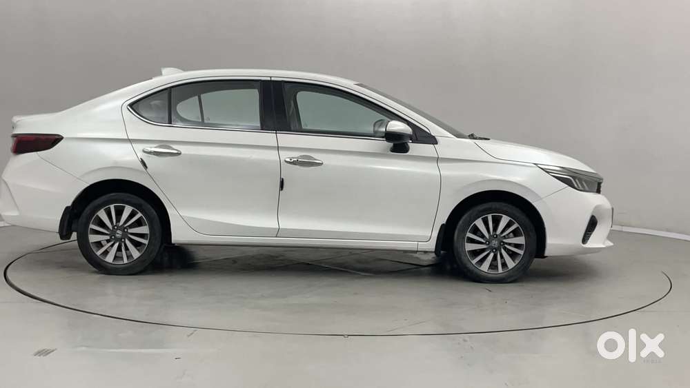 Honda City 1.5 V Mt, 2023, Petrol