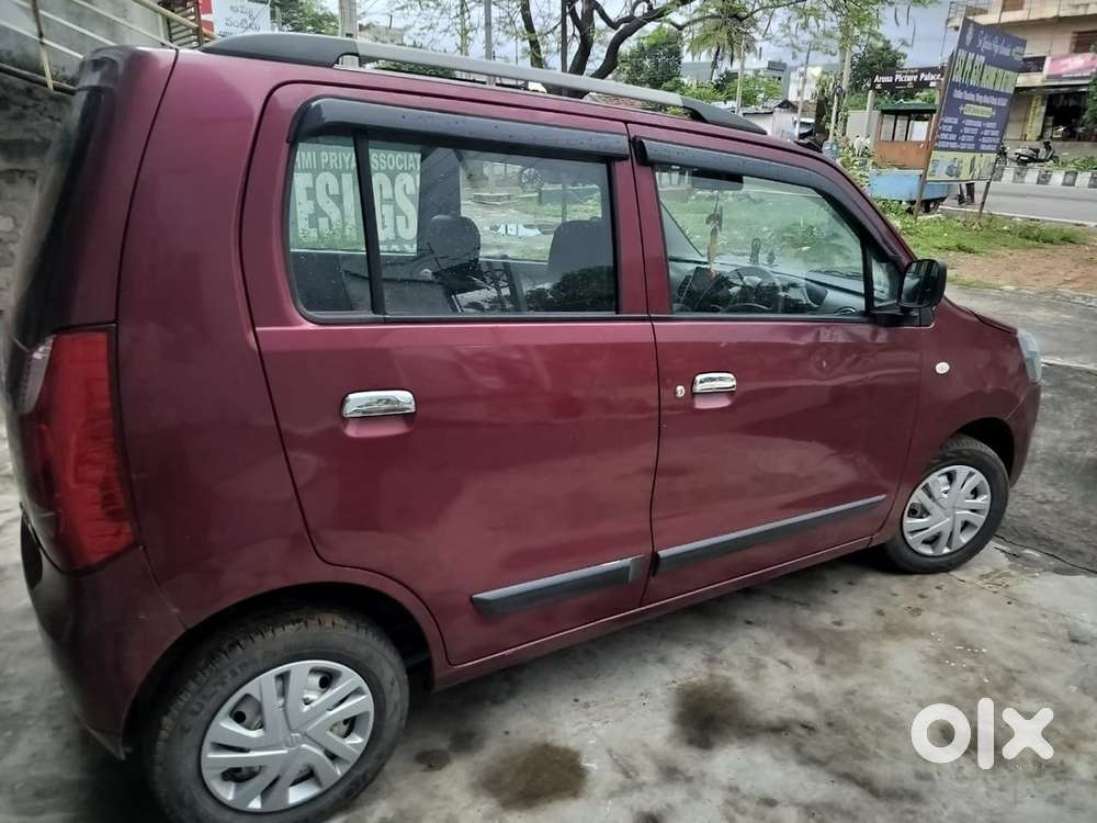 Maruti Wagon R Lpg 2012 Showroom Maintenance