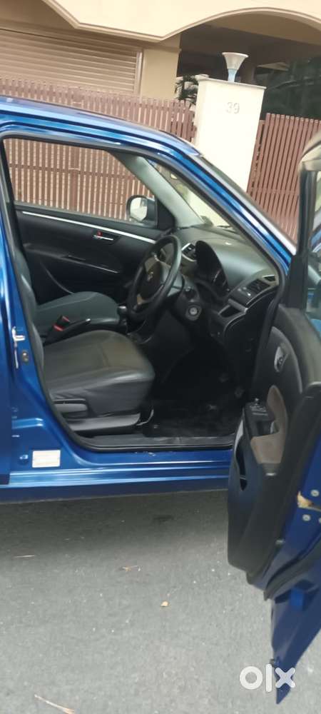 Maruti Suzuki Swift Vxi, 2012, Petrol