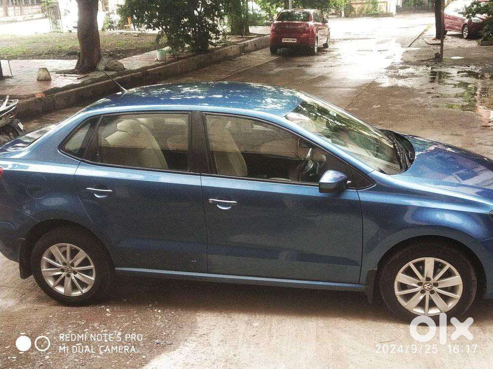 Volkswagen Ameo 1.5 Tdi Highline At 16 Alloy, 2016, Diesel