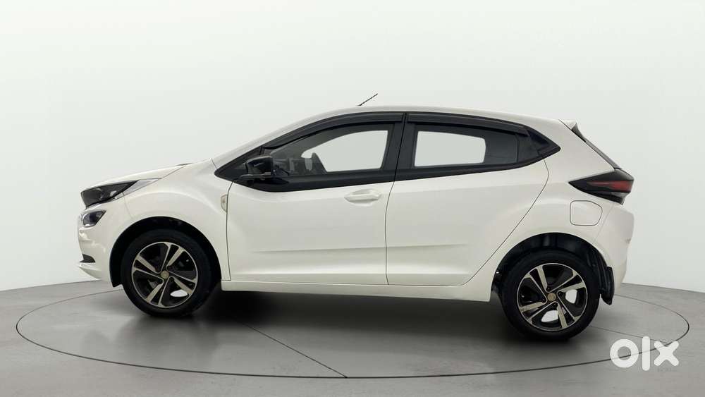 Tata Altroz Xz, 2022, Petrol