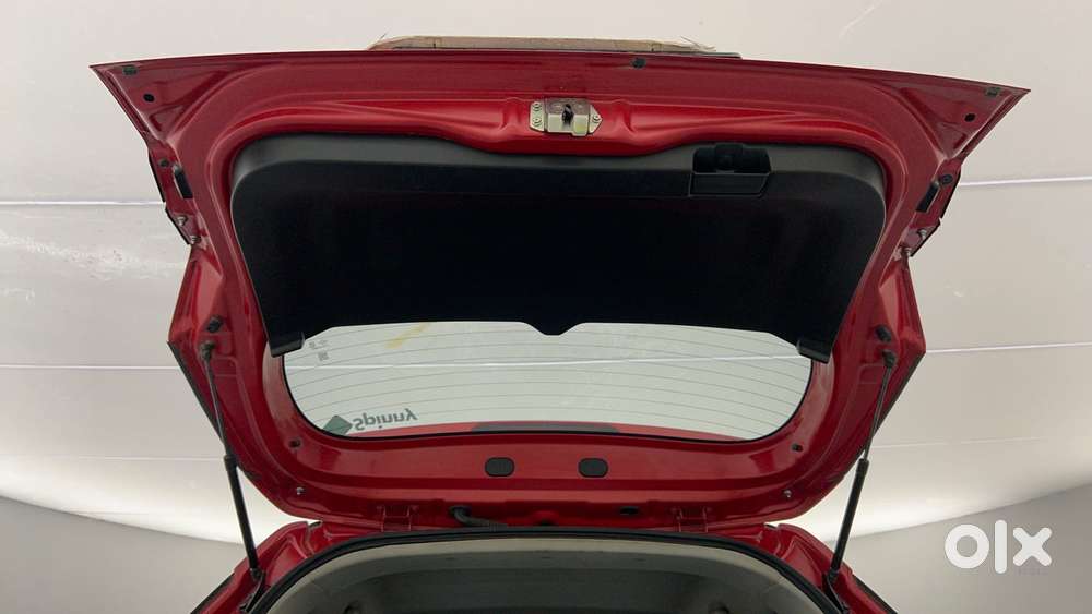 Maruti Suzuki Vitara Brezza 1.5 Zxi Plus At Dual Tone, 2023, Petrol