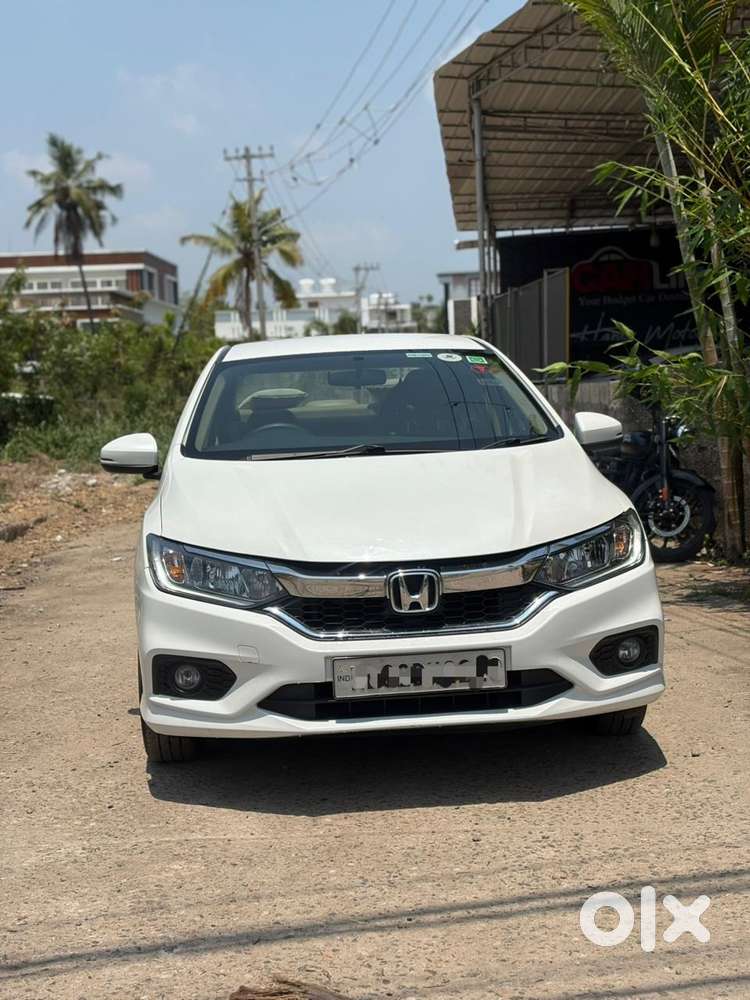Honda City 1.5 V 5th Gen I-vtec Mt, 2019, Petrol