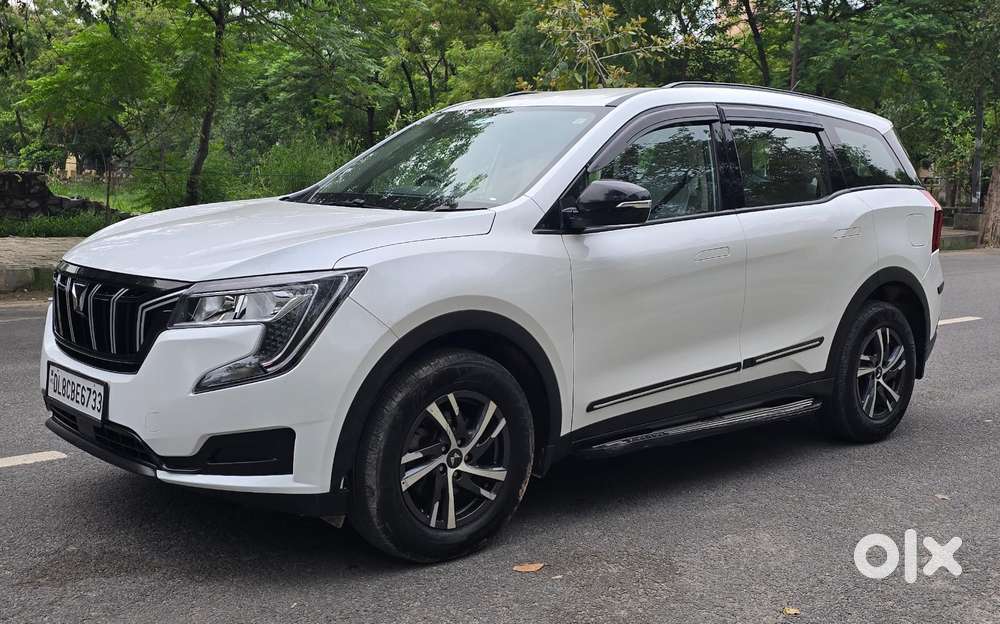Mahindra XUV700 2.0 MX Petrol MT 5 Str, 2023, Petrol