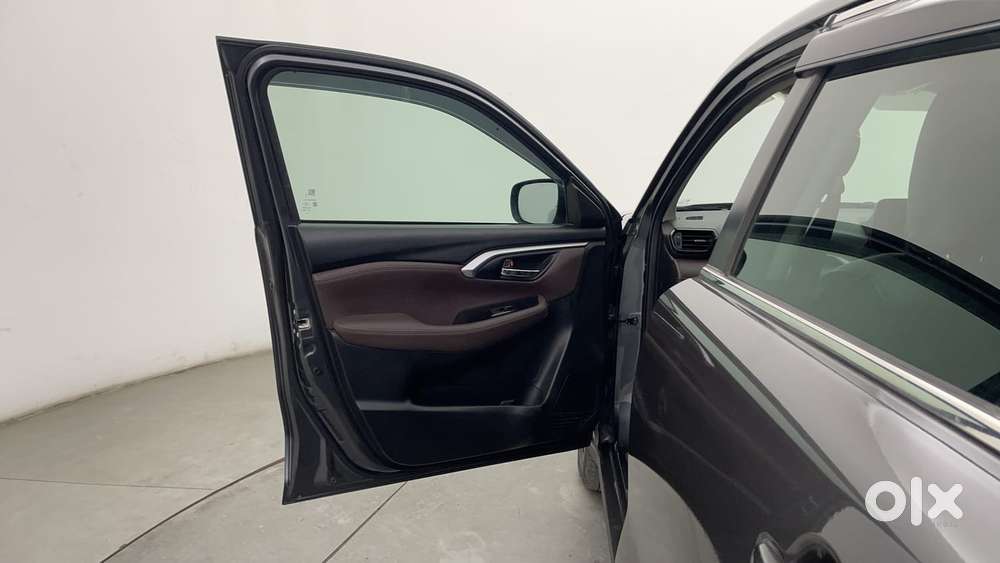 Maruti Suzuki Grand Vitara 1.5 Zeta Cng, 2023, Cng & Hybrids