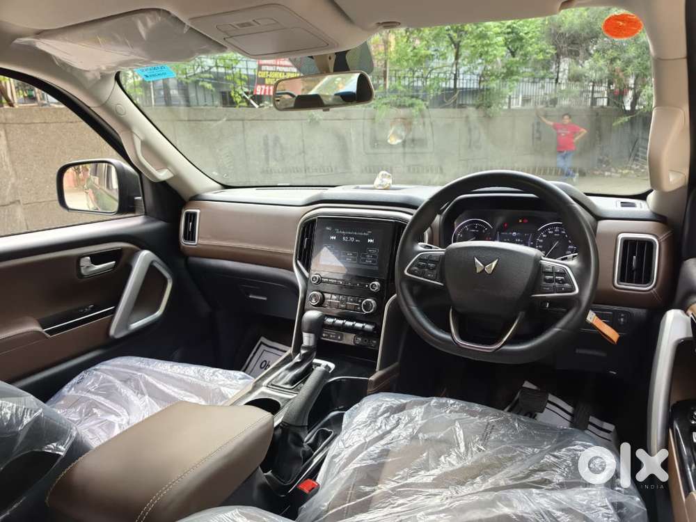 Mahindra Scorpio-n 2.0 Z4 Petrol At 7 Str, 2024, Petrol