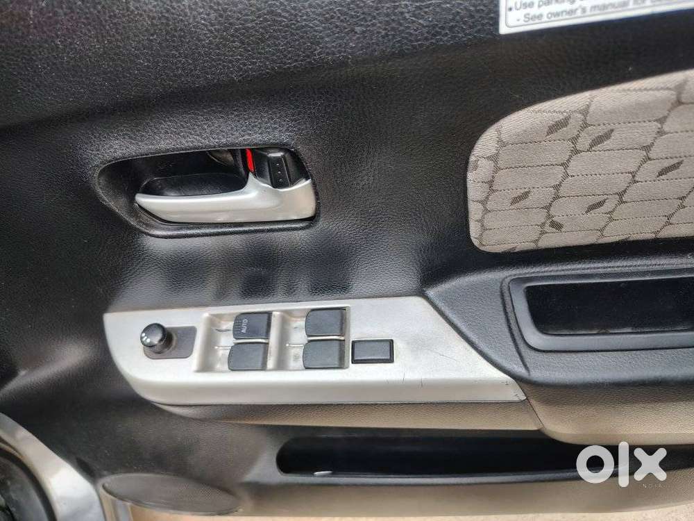 Maruti Suzuki Wagon R Amt Vxi, 2016, Petrol