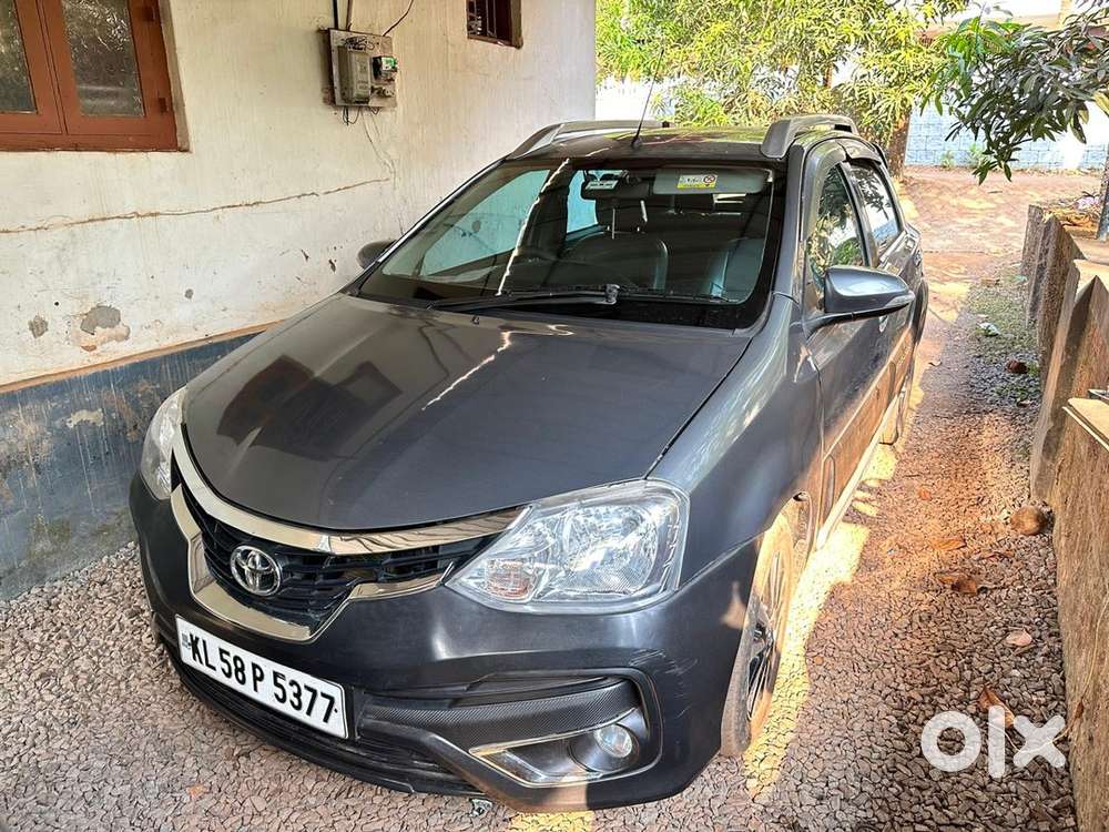 Toyota Etios Cross 2015