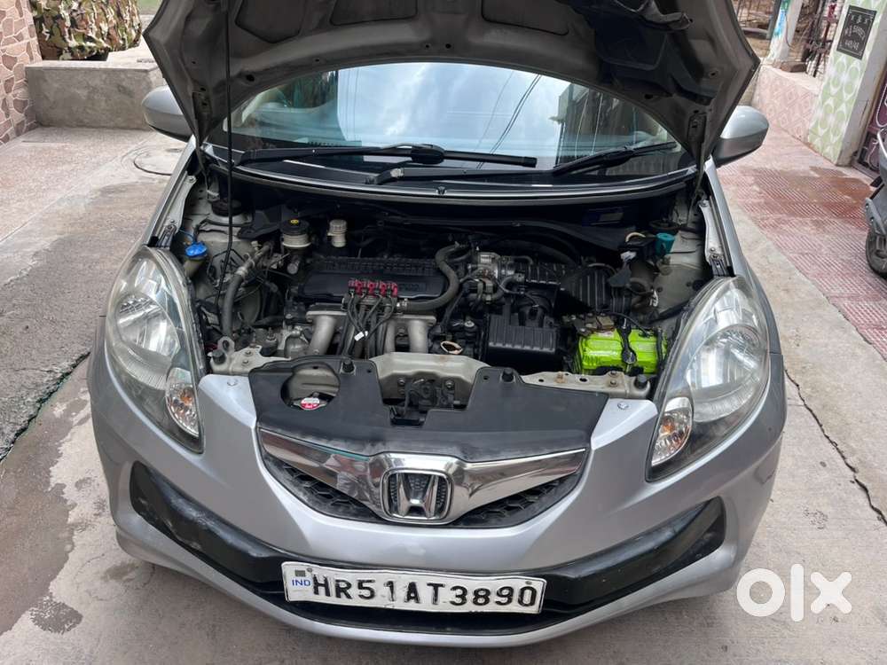 Honda Brio Hybrid 2012
