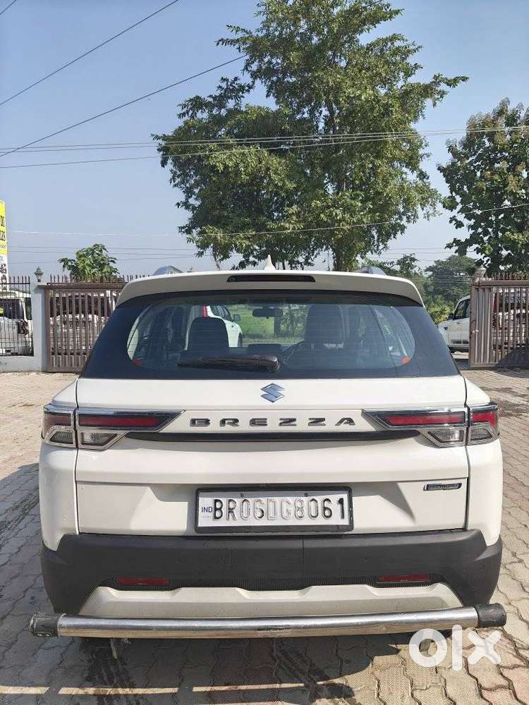 Maruti Suzuki Brezza 1.5 Zxi Plus Smart Hybrid, 2023