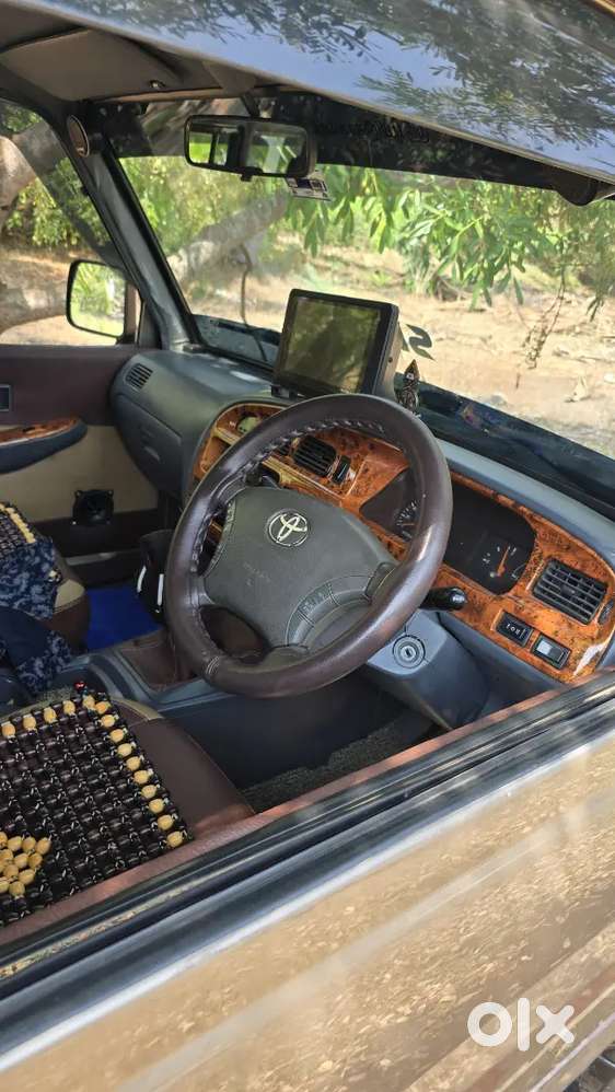 Toyota Qualis 2003 Diesel Well Maintained