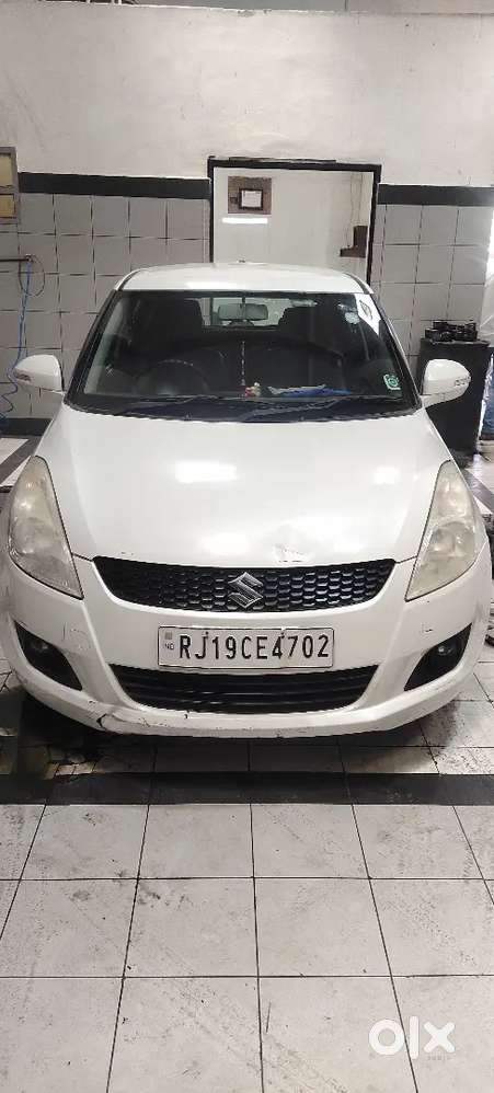 Maruti Suzuki Swift 2013 Petrol 64000 Km Driven