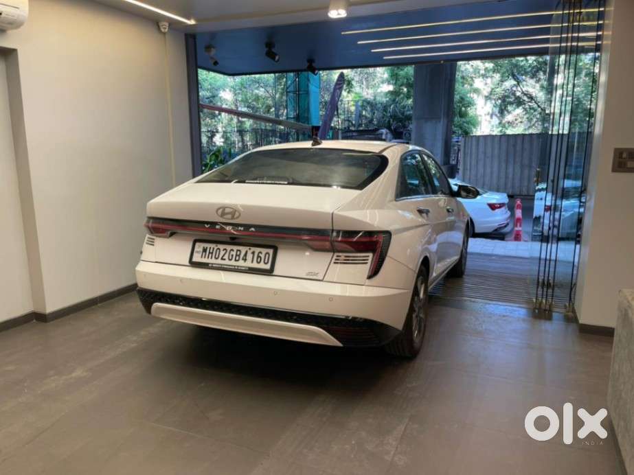 Hyundai Verna 1.5 Sx (o) Vtvt Ivt, 2024, Petrol
