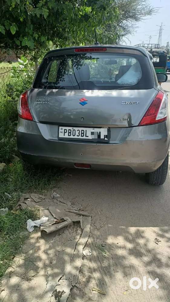 Maruti Suzuki Swift Vdi Dec 2012 Diesel 139000 Km Driven