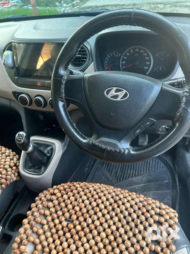 Hyundai Grand I10 2015 Car