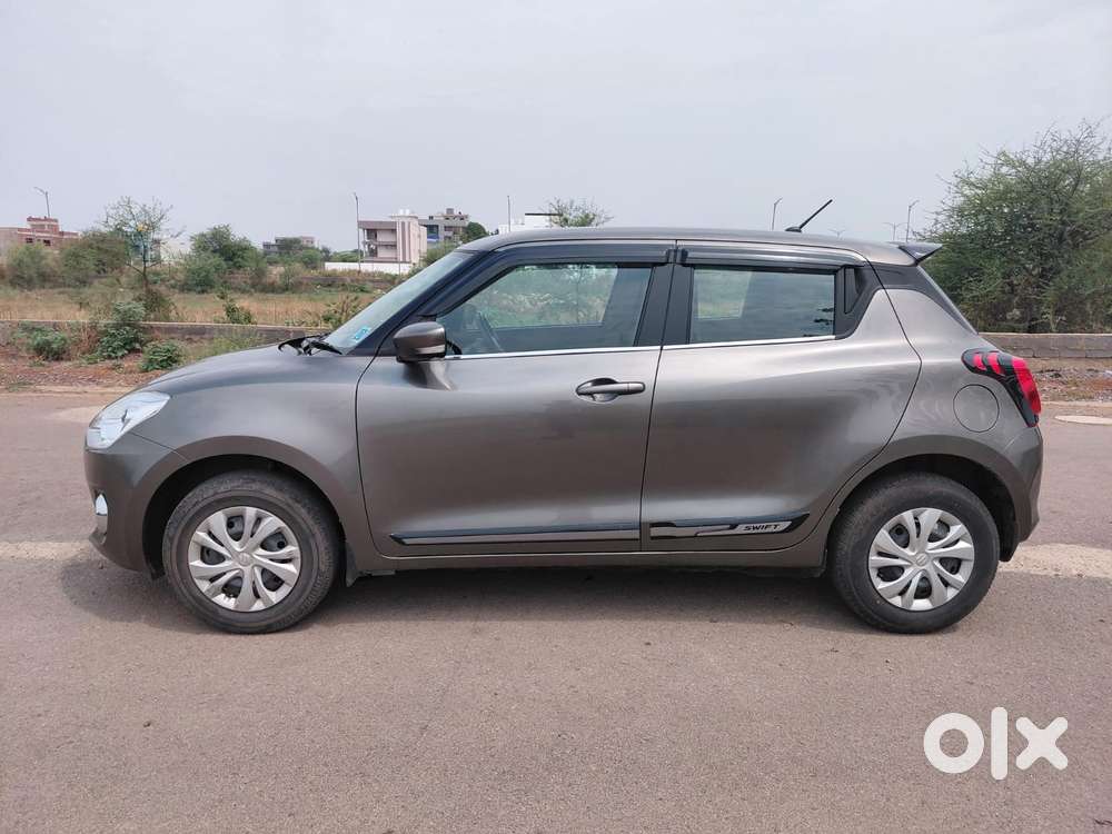 Maruti Suzuki Swift Vxi Optional, 2022, Petrol