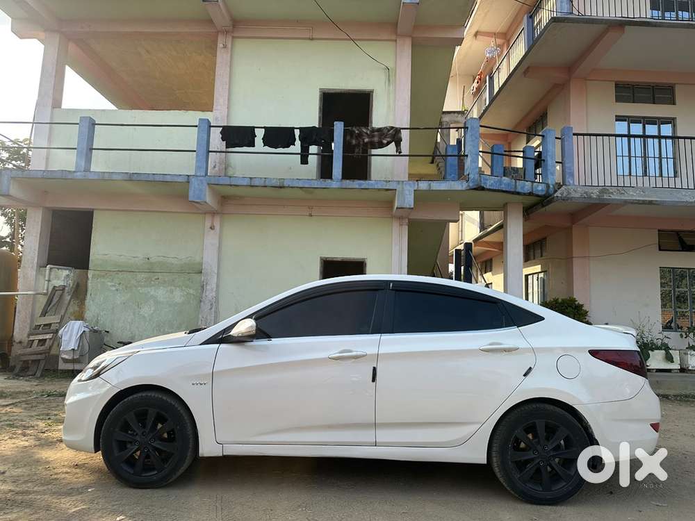 Hyundai Fluidic Verna 2014 Petrol Well Maintained