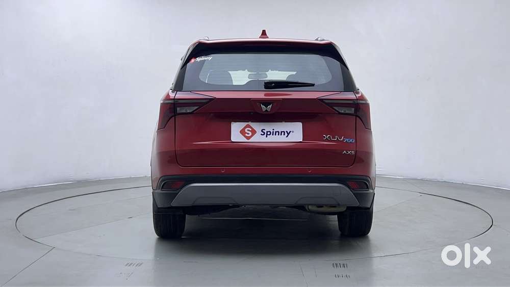 Mahindra Xuv700 2.0 Ax 5 Petrol At Str, 2022, Petrol