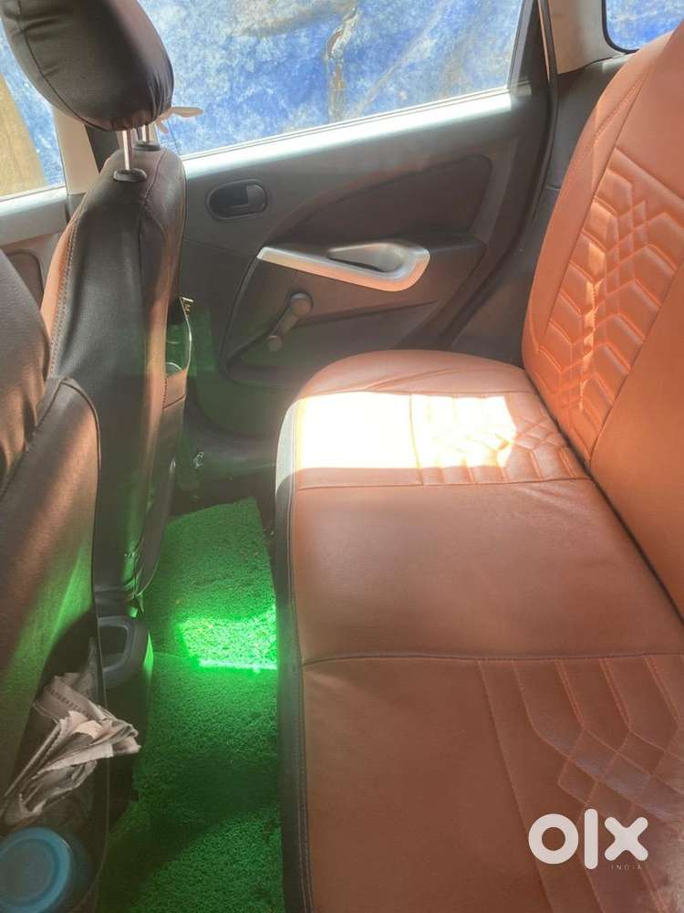 Ford Figo 2011 Petrol 800000 Km Driven