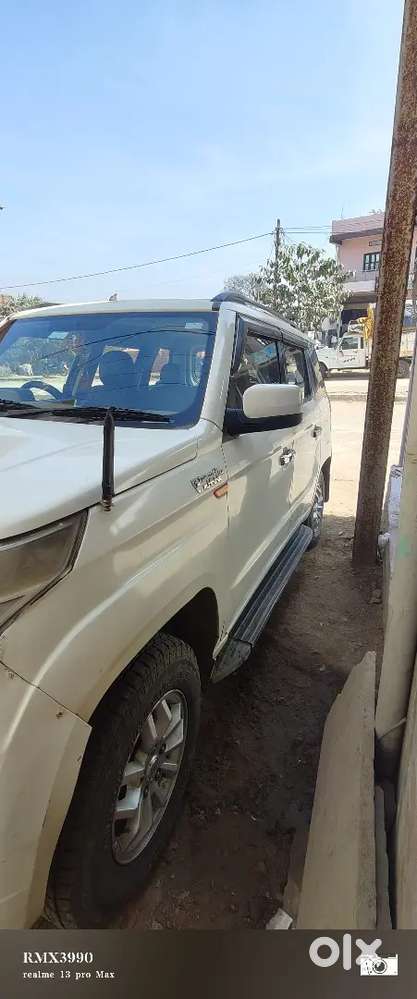 Mahindra Tuv 300 Diesel 2017