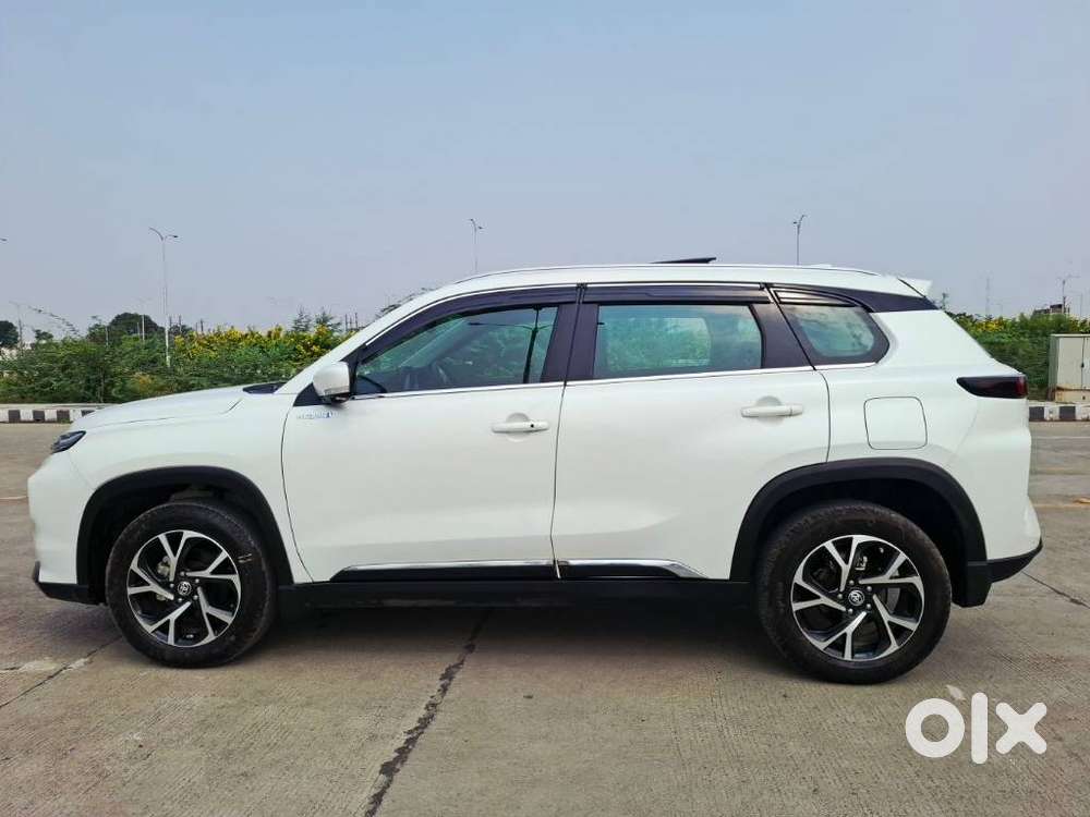 Toyota Urban Cruiser Hyryder 1.5 V Hybrid, 2025, Petrol