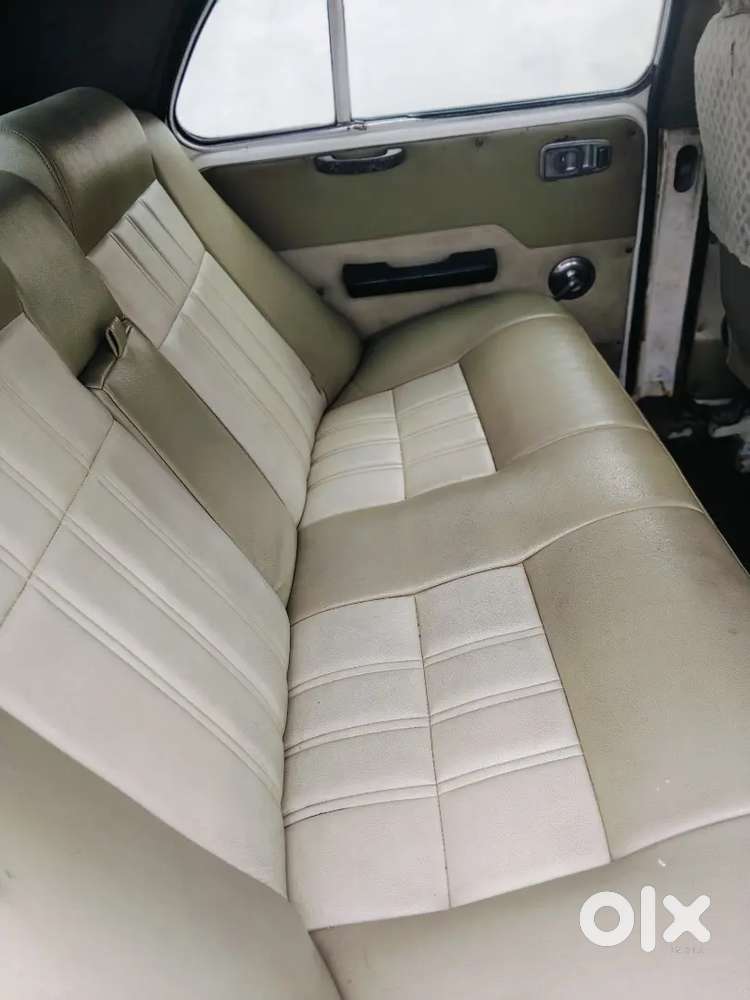 Ambassador Ambassador 2010 95000 Km Driven