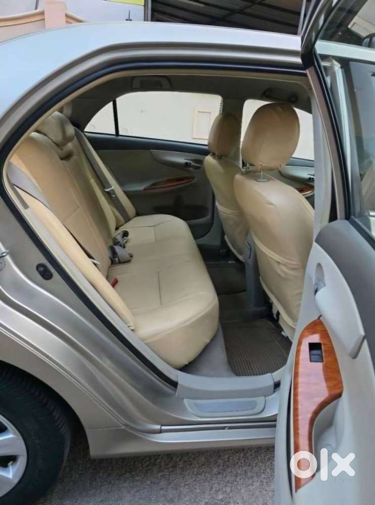 Toyota Corolla Altis G, 2010, Petrol