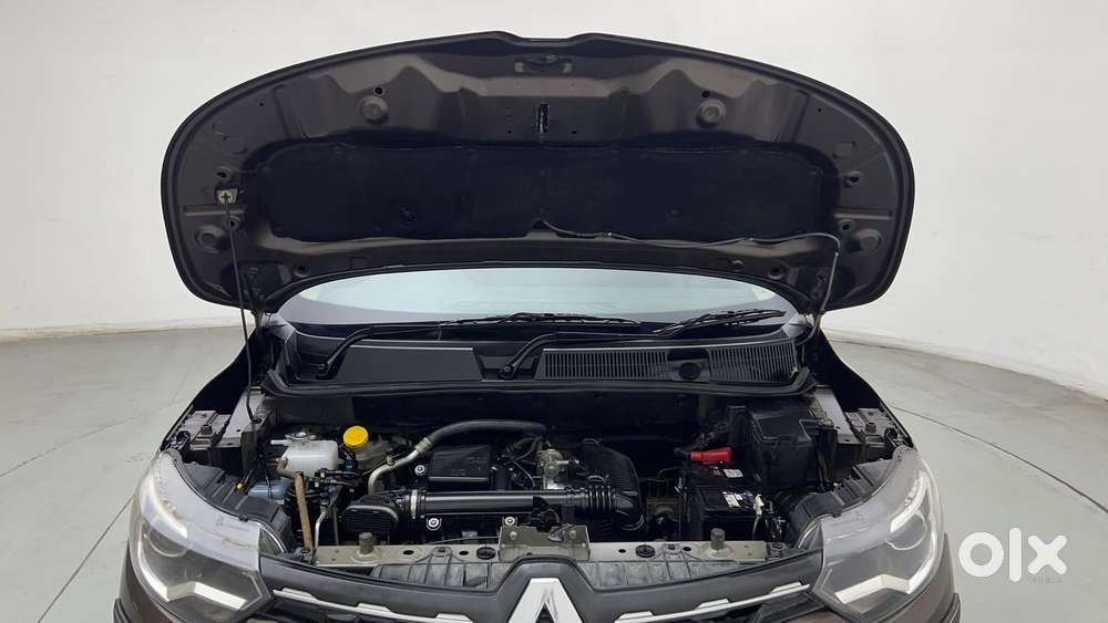 Renault Triber Rxz, 2022, Petrol