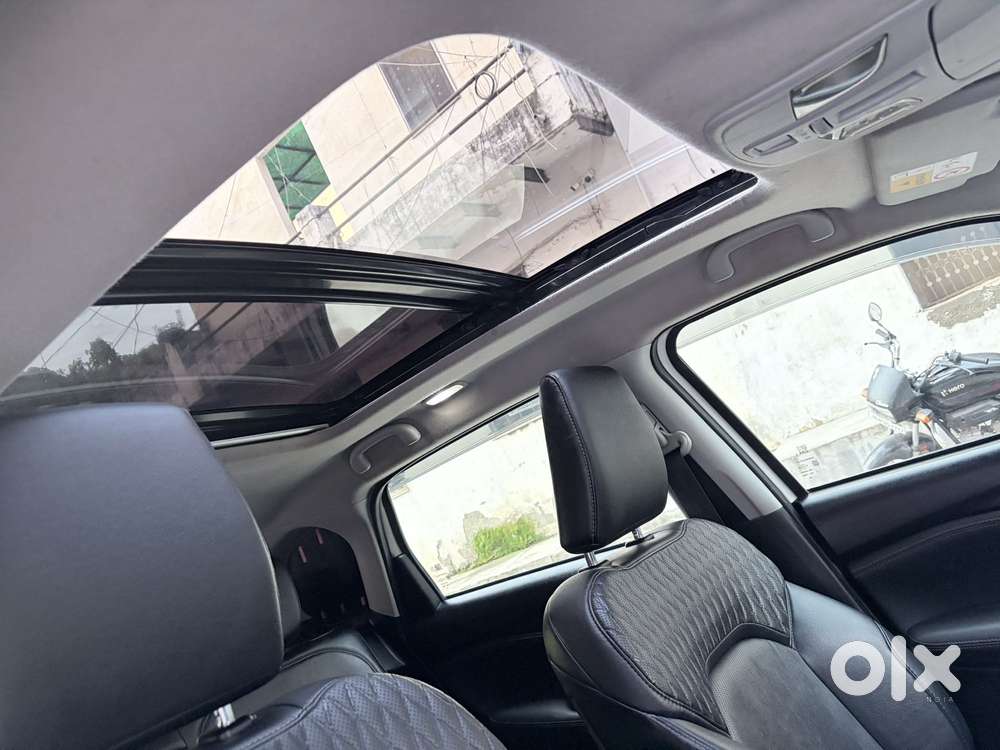 Maruti Suzuki Grand Vitara 1.5 Alpha Plus Dual Tone Intelligent Hybr..