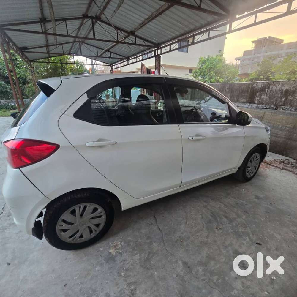 Tata Tiago 2017 Petrol 87000 Km Driven