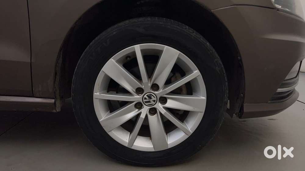 Volkswagen Ameo 1.2 Mpi Highline 16 Alloy, 2016, Petrol