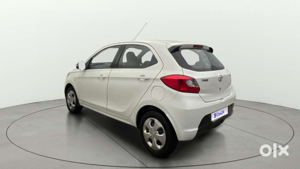 Tata Tiago 1.2 Revotron Xt, 2016, Petrol
